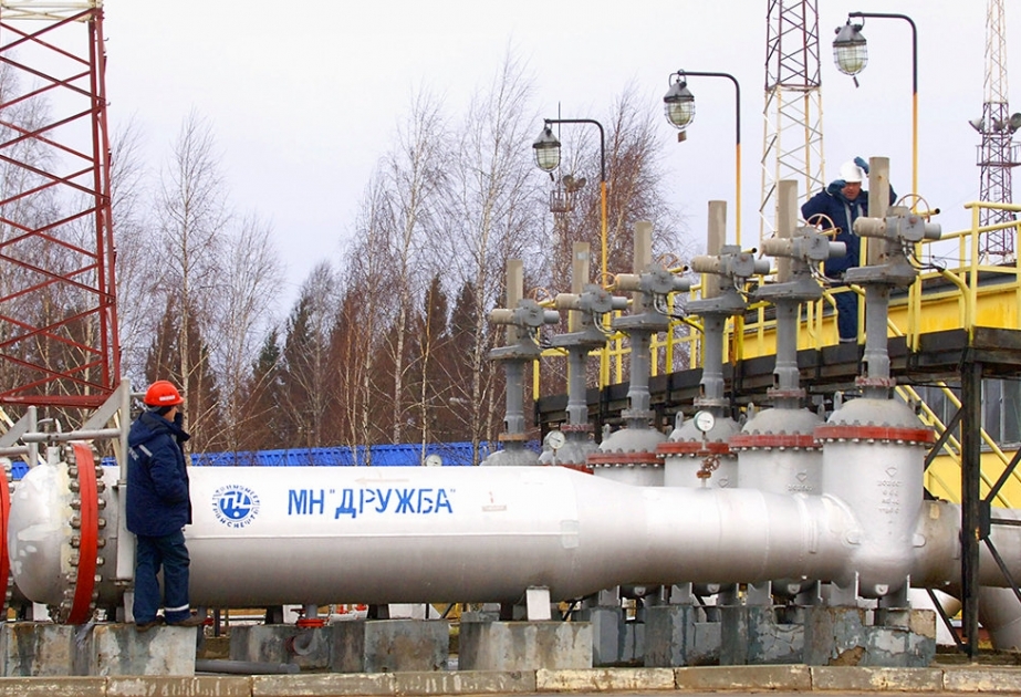 Белорусский оператор «Дружбы»: очистка нефтепровода займет восемь месяцев