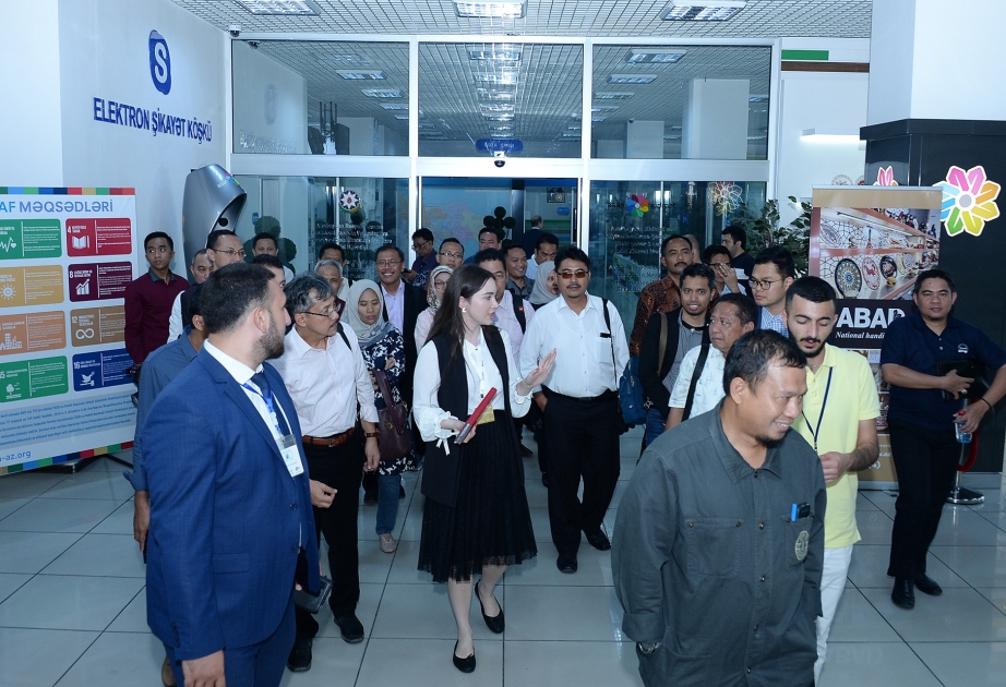 Forum iştirakçıları “ASAN xidmət” mərkəzləri ilə tanış olublar