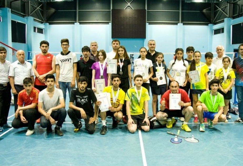Badminton üzrə Bakı şəhər çempionatına yekun vurulub