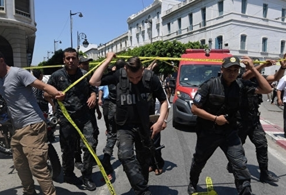 Tunis : neuf blessés dans deux explosions