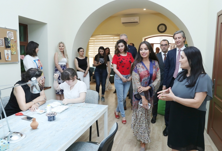Presentación del proyecto "Promoción de la educación inclusiva a través del arte tradicional”  Vicepresidenta de la Fundación Heydar Aliyev, asistió al evento