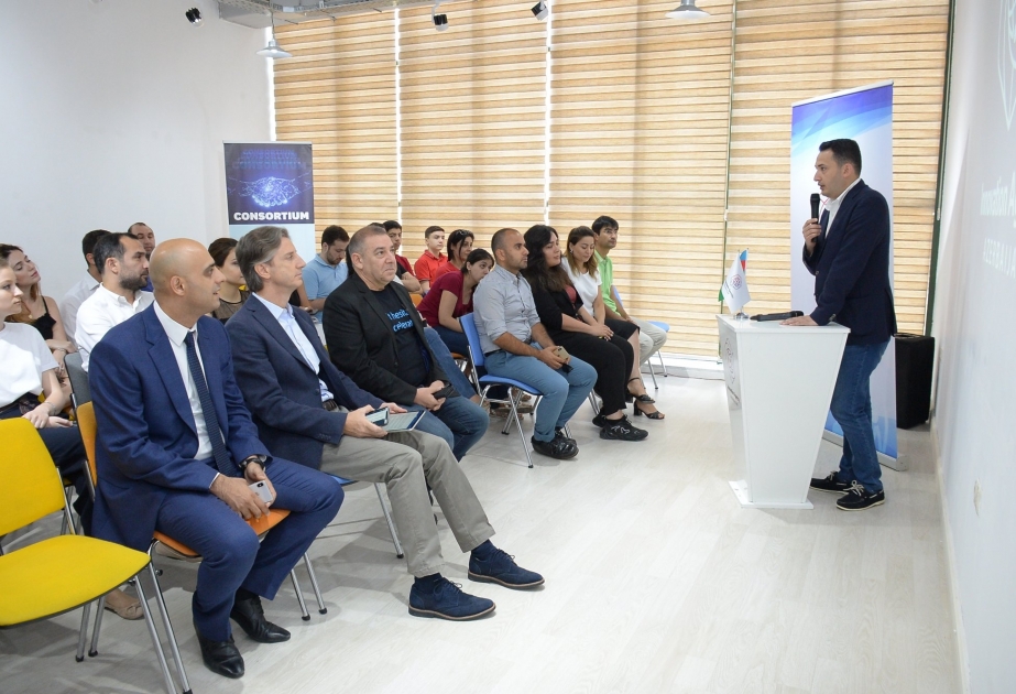 İnnovasiyalar Agentliyində israilli investorun iştirakı ilə seminar keçirilib