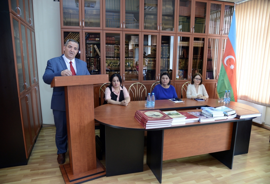 Şərqşünaslıq İnstitutunda İmadəddin Nəsiminin 650 illik yubileyinə həsr olunan seminar keçirilib