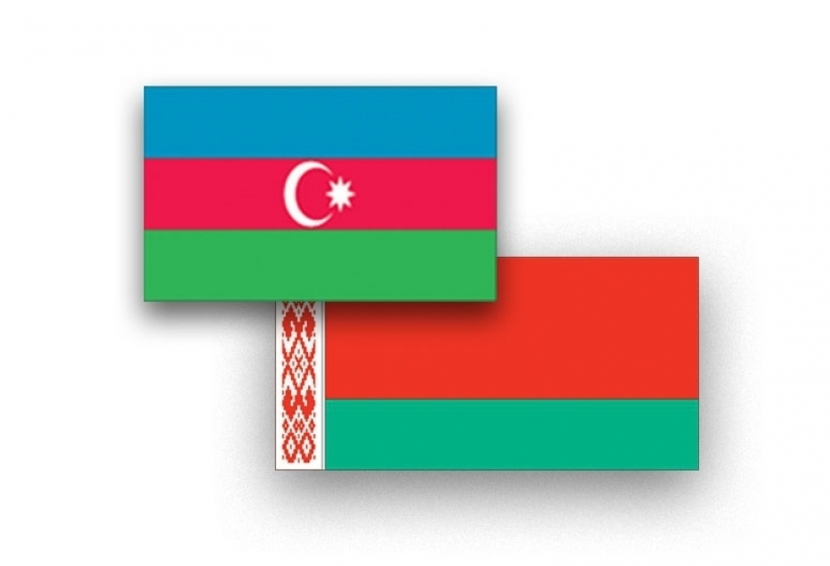 Министр обороны Азербайджана посетит Беларусь
