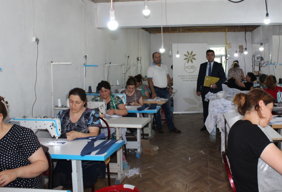 Агентство развития малого и среднего бизнеса помогло предпринимателю в оформлении документации швейного цеха