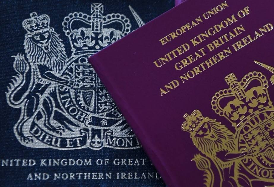 Böyük Britaniyanın yeni vətəndaş pasportları Polşada hazırlanacaq