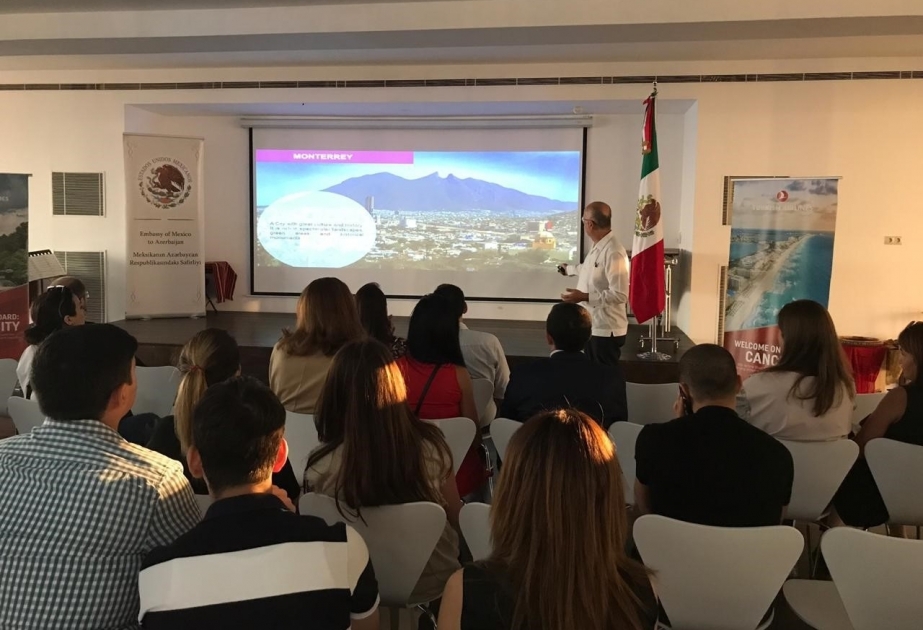Promoción del nuevo vuelo Estambul-México-Cancún en Bakú