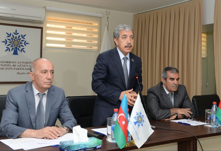 YAP Səbail rayon təşkilatının cari ilin birinci yarısındakı fəaliyyətinin yekunları müzakirə edilib