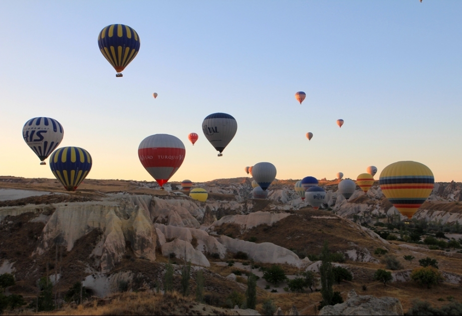 В Каппадокии проходит фестиваль воздушных шаров