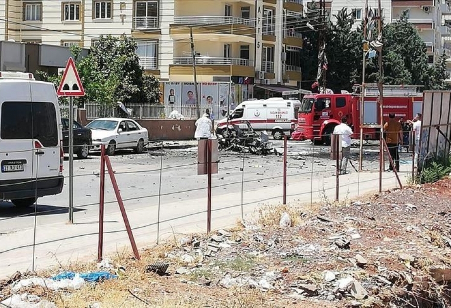 Türkiyədə törədilmiş terror aktı nəticəsində 3 nəfər ölüb VİDEO