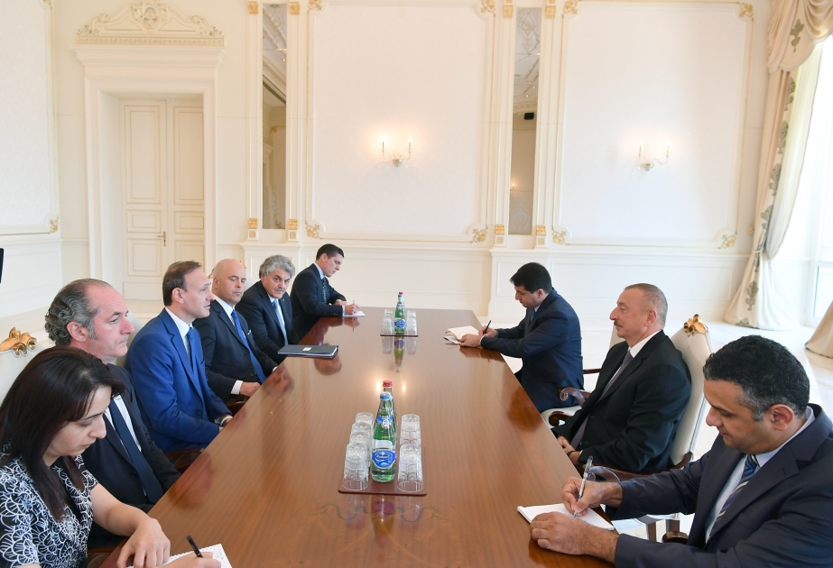 Le président Ilham Aliyev a reçu une délégation italienne VIDEO
