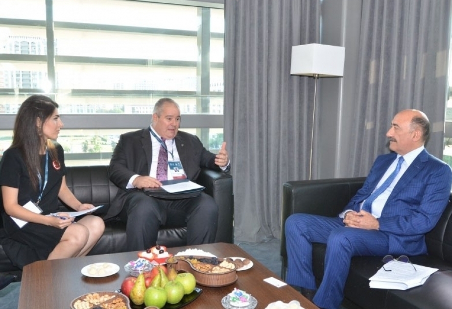 Abulfas Garayev se reunió con el Secretario Especial de Cultura de Brasil
