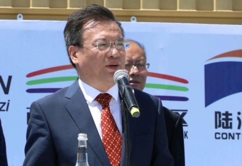 Oficial chino: El tren bloque Xian-Bakú contribuirá a la labor de las empresas azerbaiyanas y chinas