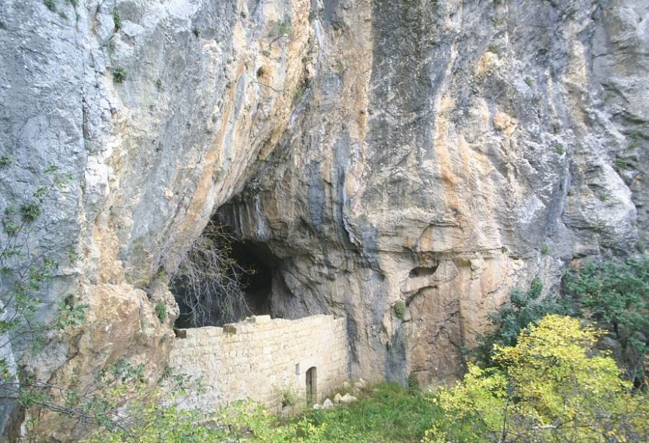 Bir qrup turist Türkiyədə mağarada qapalı qalıb