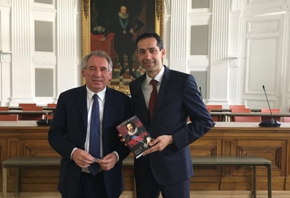 Zusammenarbeit zwischen Aserbaidschan und französischer Stadt Pau erörtert