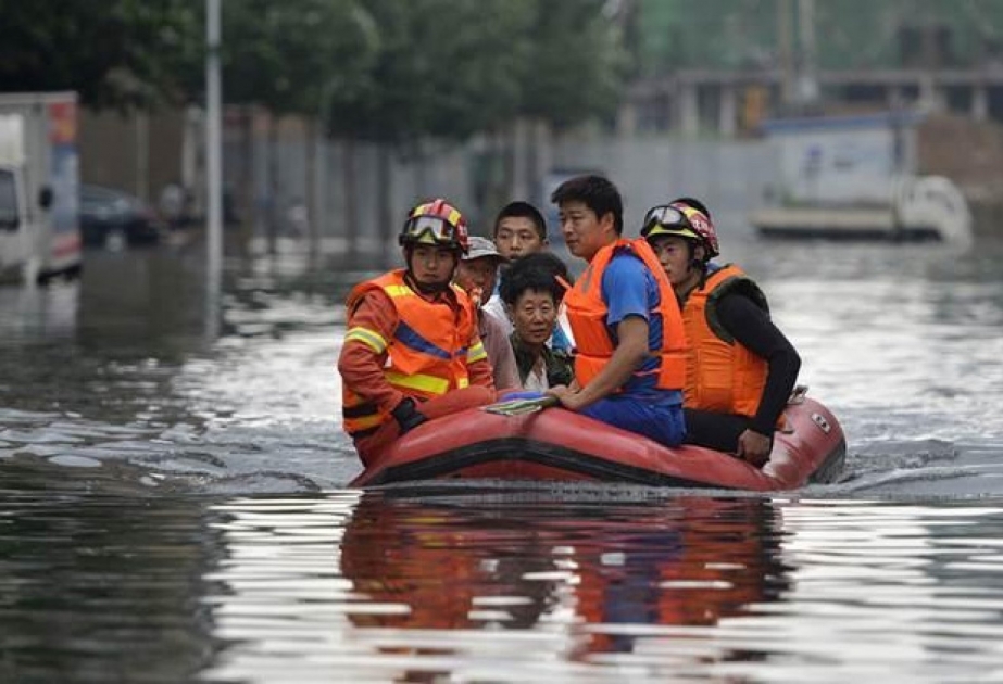 Çində leysan yağışları səbəbindən 77 min nəfər təxliyə edilib