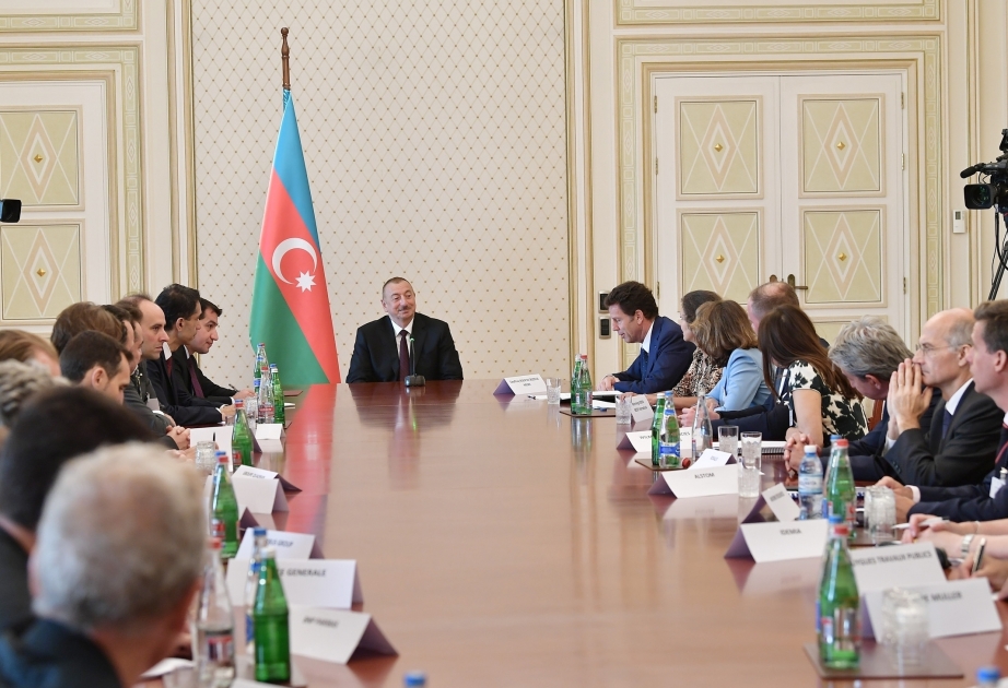 Ilham Aliyev recibió a representantes de las empresas miembros de MEDEF