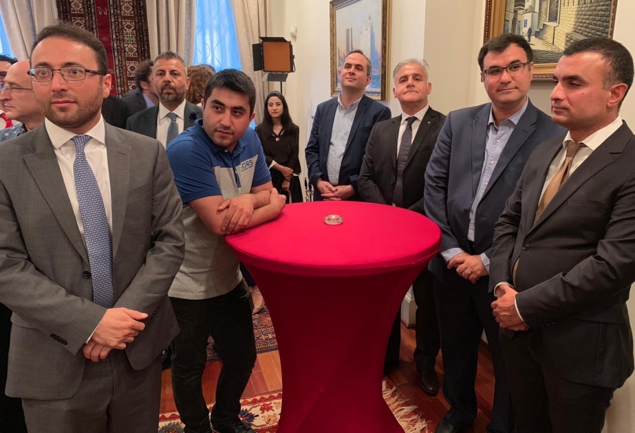 Se reúnen empresarios azerbaiyanos y turcos residentes en EE.UU.