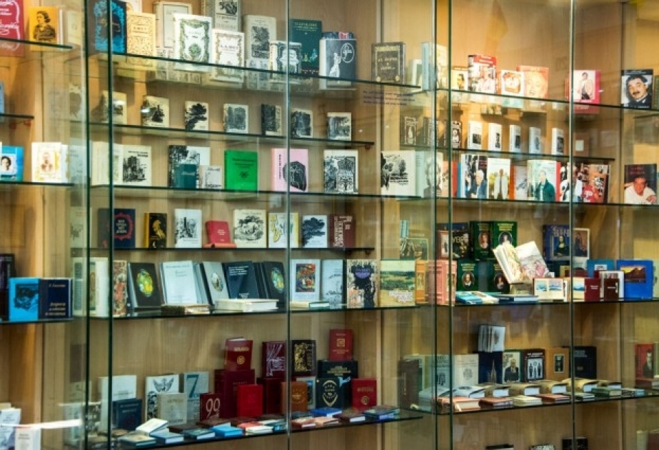 Uno de pequeñas maravillas del mundo encontrado en Bakú que está incluido en el Libro Guinness de los Récords