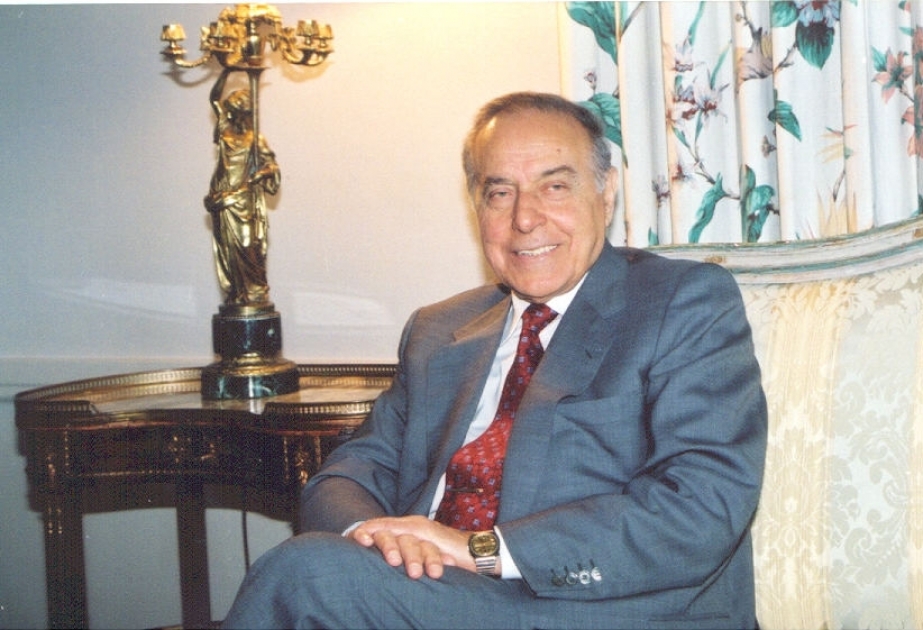 Azərbaycan dövlətçiliyinin xilaskarı