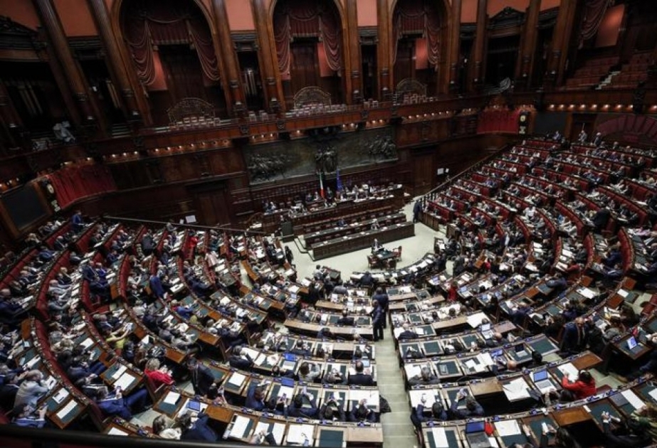 İtaliya Senatı parlamentdə deputatların sayının azaldılmasını dəstəkləyib