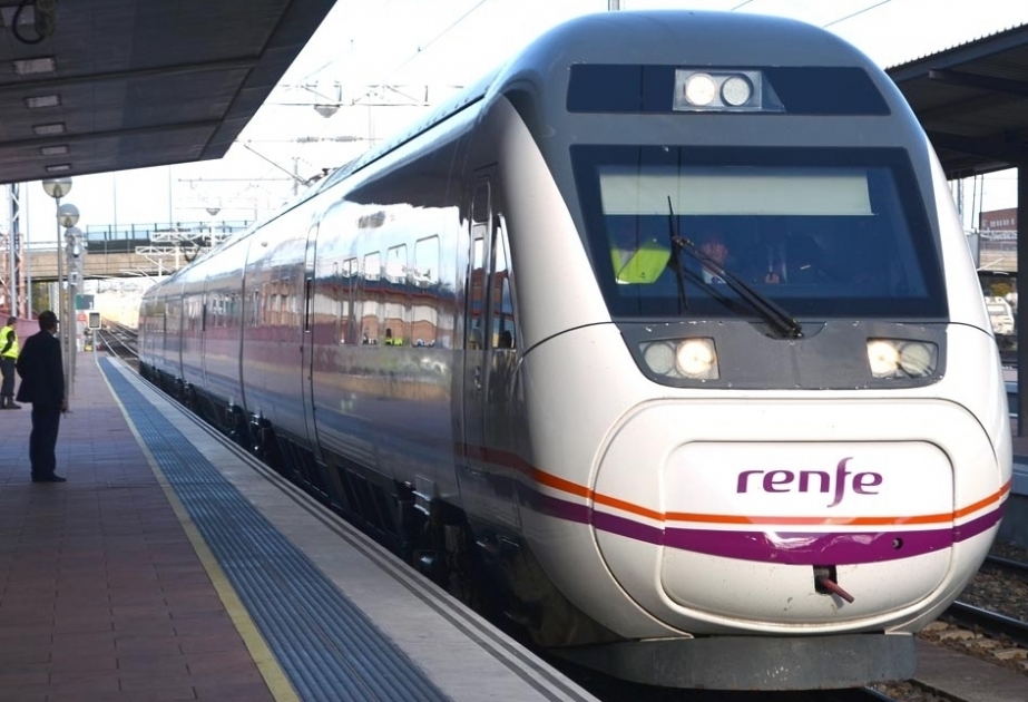 İspaniyada dəmiryolçuların tətili ucbatından 320 qatar reysi ləğv edilib