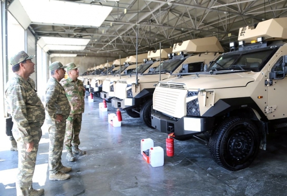 Se realizan inspecciones en unidades militares de Azerbaiyán