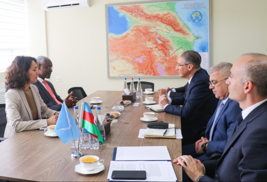 Ministerio de Ecología de Azerbaiyán y la ONU analizan el problema de la desertificación