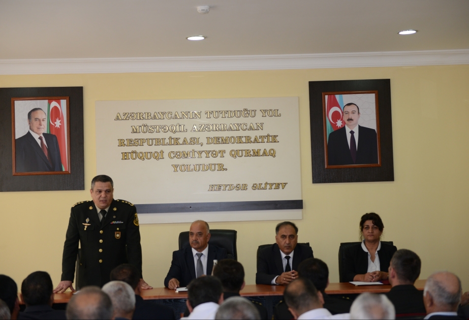 Lerikdə Silahlı Qüvvələrin sıralarından ehtiyata buraxılan gənclərlə görüş olub