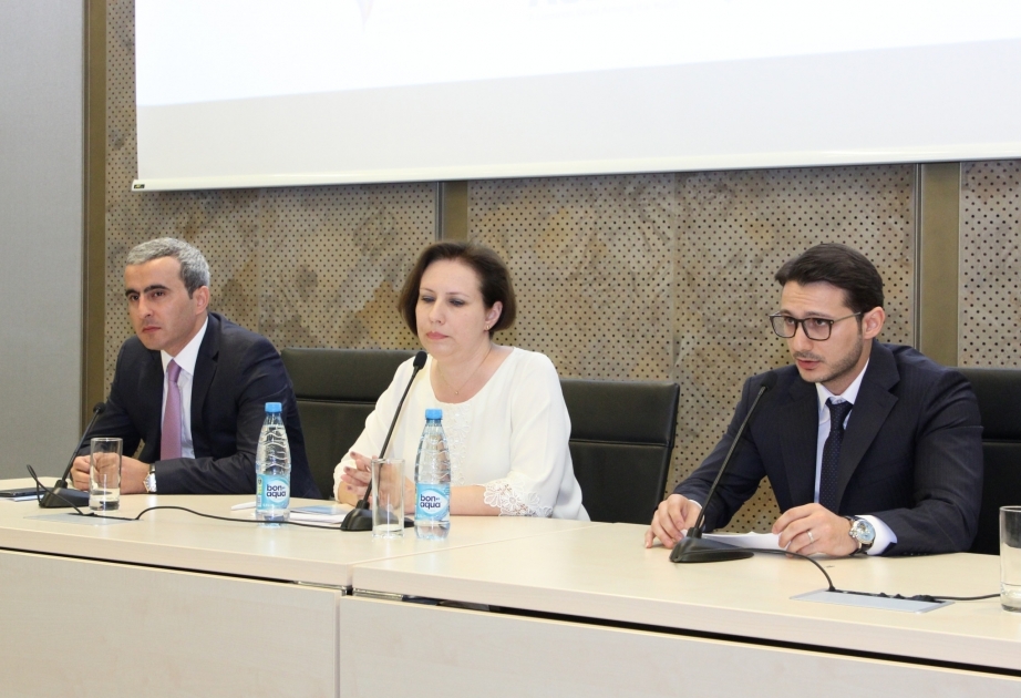 En el marco del Foro Intercultural de la Juventud de Bakú 2019 se celebran las sesiones plenarias