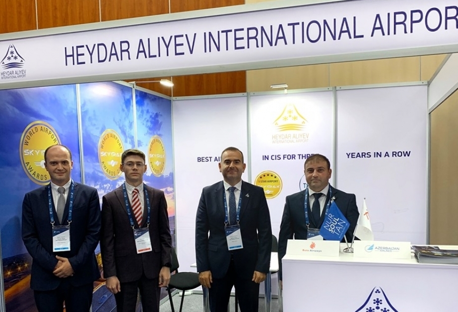 El Aeropuerto Internacional Heydar Aliyev y AZAL participaron en el foro de aviación internacional en Kazajistán