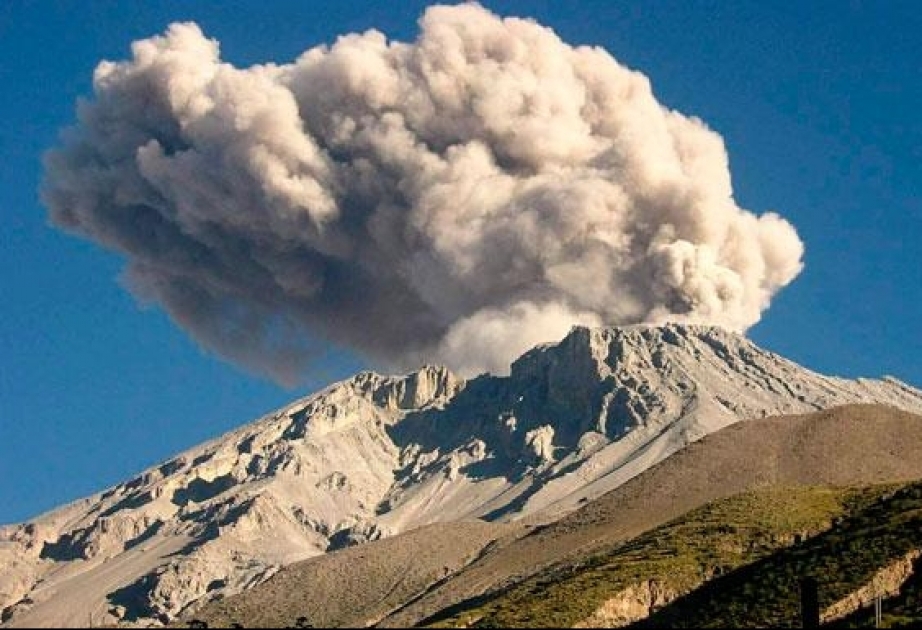 Perudakı Ubinas vulkanının püskürməsi ilə əlaqədar 1000-dən çox sakin təxliyə edilib