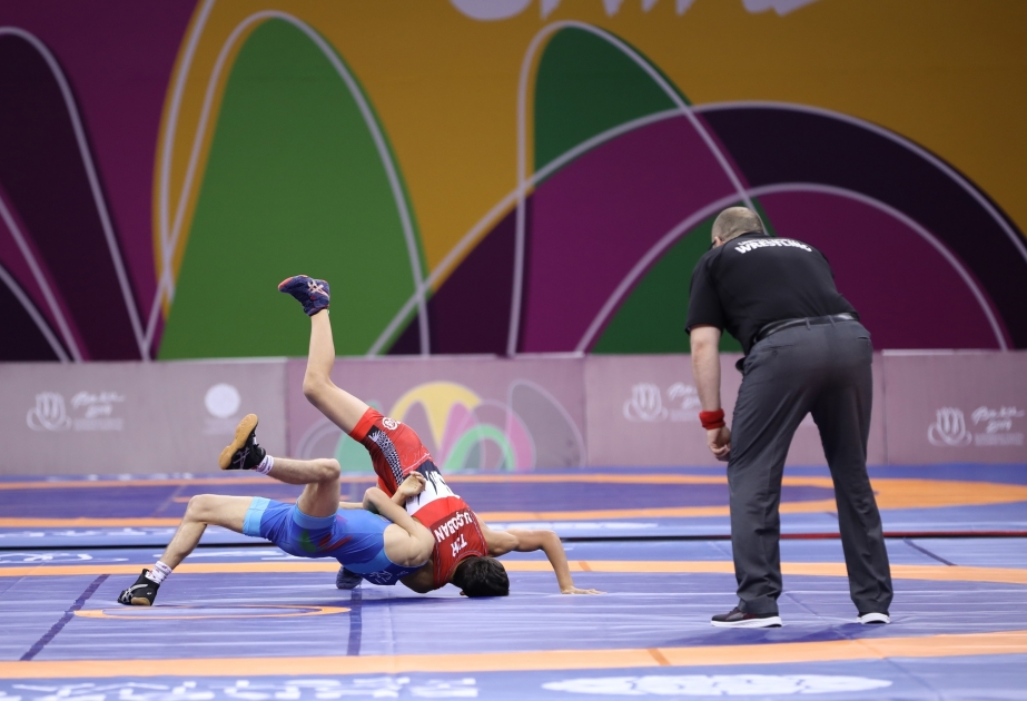 Azerbaijani wrestlers win 4 medals on first day of EYOF