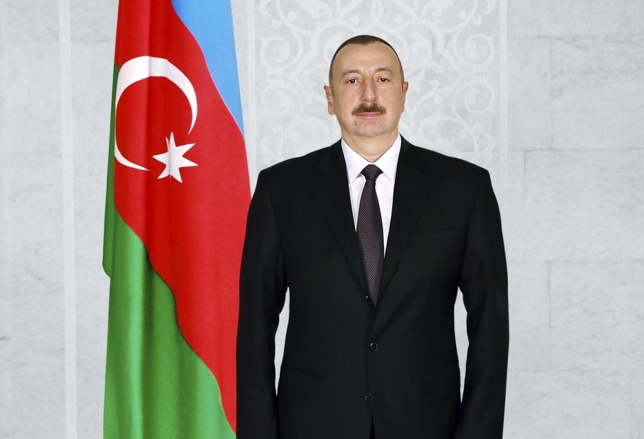 Azerbaijani President extends Revolution Day greetings to Egyptian counterpart