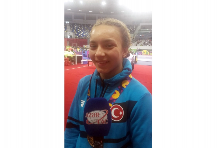 Emine Çakmak: Qardaş Azərbaycanda qızıl medal qazandığım üçün çox xoşbəxtəm