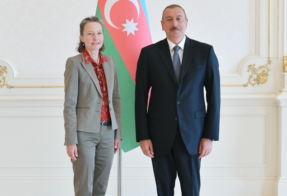 Ilham Aliyev recibe las credenciales de la nueva embajadora suiza en Azerbaiyán