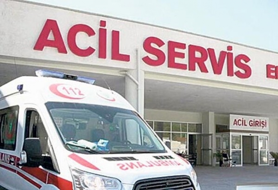 Türkiyədə turistləri aparan avtobus aşıb