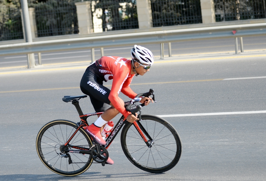 XV Avropa Gənclər Olimpiya Festivalında oğlan və qızlar arasında velosiped idmanı üzrə yarışlar keçirilib