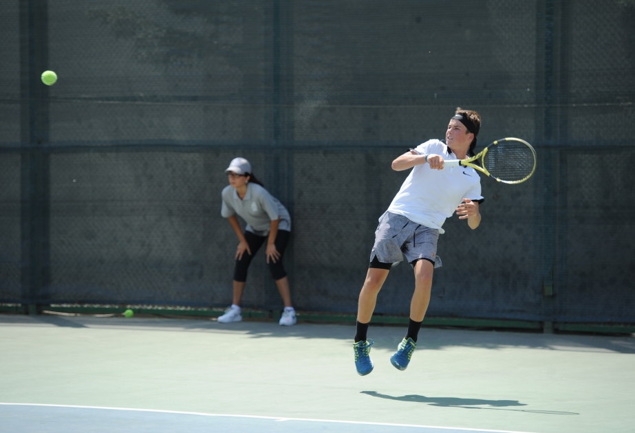 Festival: Oğlan tennisçilərin fərdi yarışlarında dörddəbir finalın iştirakçıları məlum olub