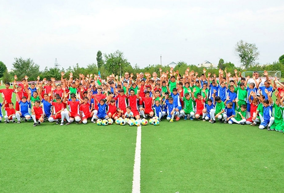 Göyçayda “Açıq Əyləncəli Futbol Məktəbi” layihəsi çərçivəsində idman tədbiri keçirilib