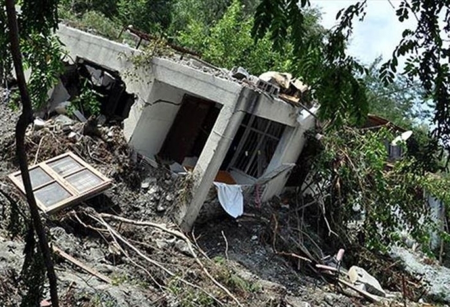 Brazil: Death toll from floods, landslide reaches 13