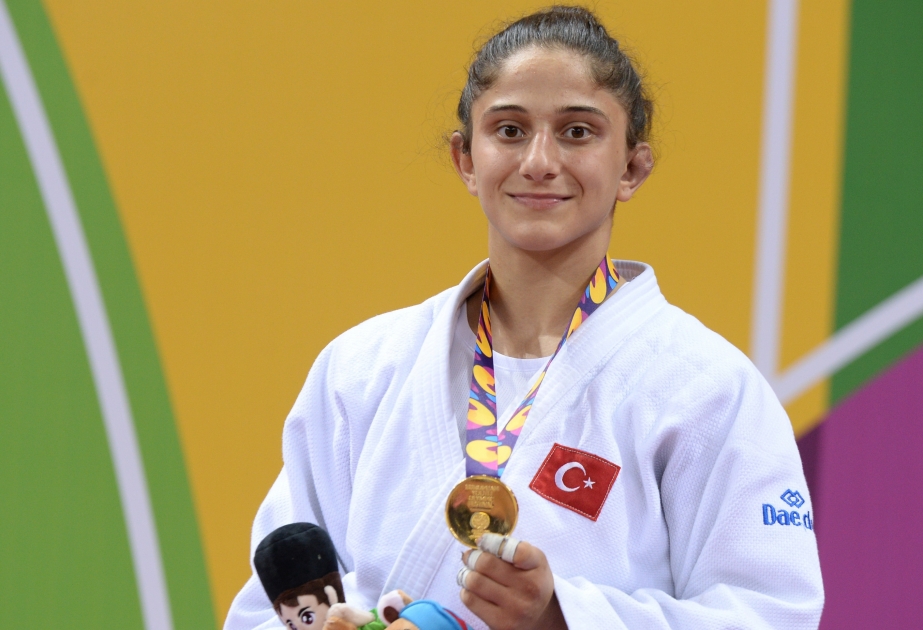 Özlem Yıldız conquista el oro en el FOJE Bakú 2019