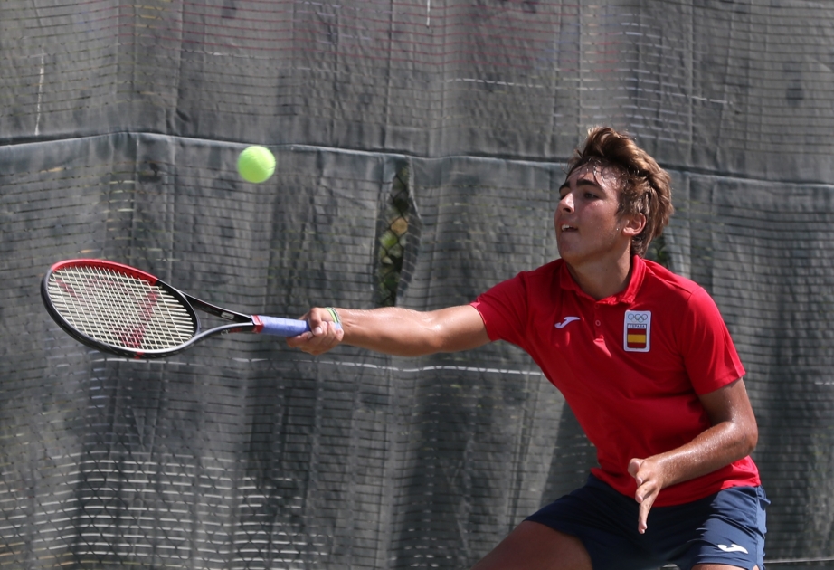 Festivalda tennis üzrə oğlanların yarışında Litva və İspaniya idmançıları finala vəsiqə qazanıblar