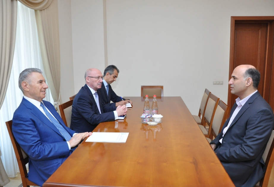 В Кабинете Министров состоялась встреча с руководителем представительства Общества Красного Полумесяца Ирана в Азербайджане