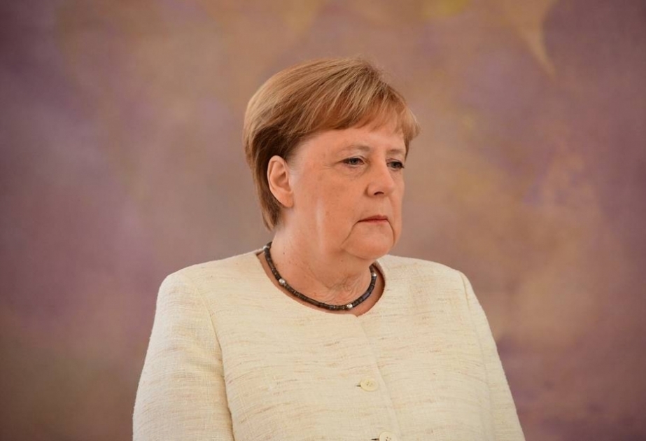 Merkel invitó a Boris Johnson a visitar Berlín