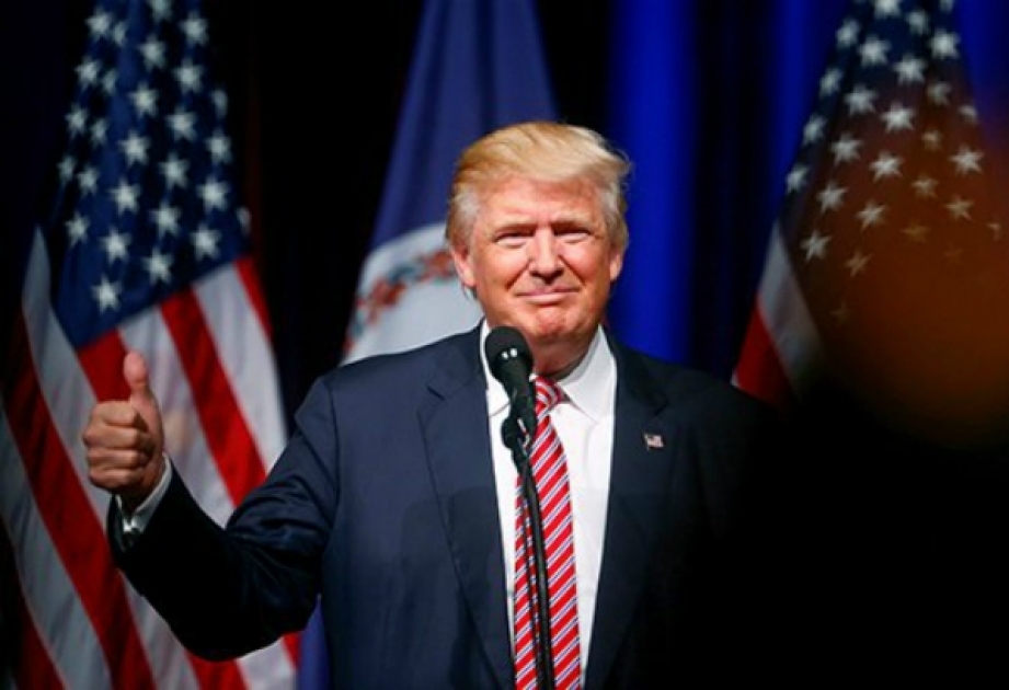 Трамп заявил, что доллар очень силен по сравнению с евро или юанем
