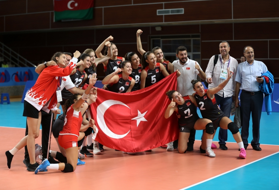 Turkish female volleyball players take bronze at EYOF Baku 2019