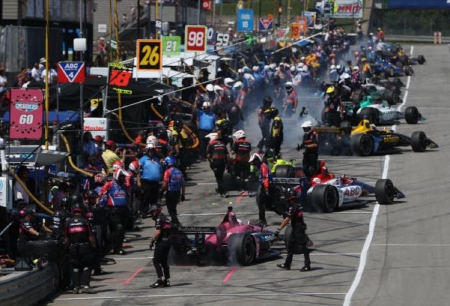 “Chip Ganassi Racing” komandasının pilotu Skott Dikson Mid-Ohayoda keçirilən “İndyCar” yarışlarının qalibi olub