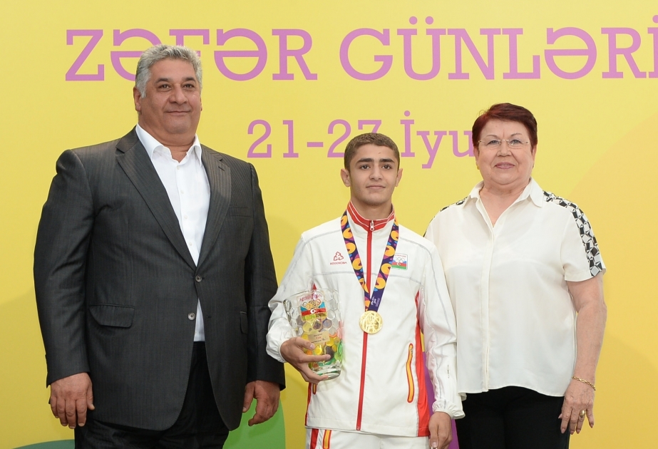 Se ha celebrado una reunión con los atletas azerbaiyanos que han participado con éxito en el FOJE
