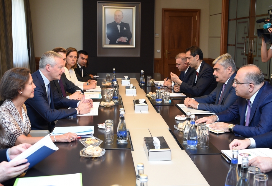 Treffen mit Frankreichs Wirtschafts- und Finanzminister im Finanzministerium